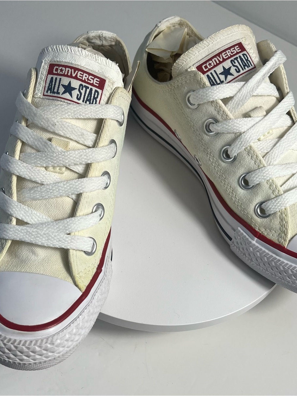 Converse All Star sneakers. Cream and white low top